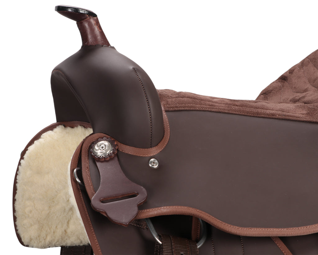 Close up image of Texas-Tack Synthetic Western Saddle showing horn and synthetic material