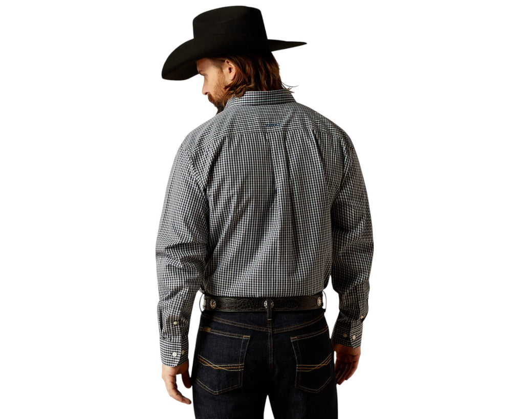 Ariat Wrinkle Free Luther Classic