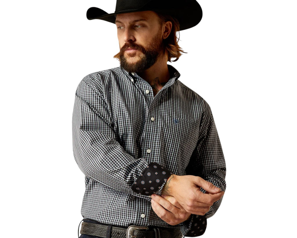 Ariat Wrinkle Free Luther Classic