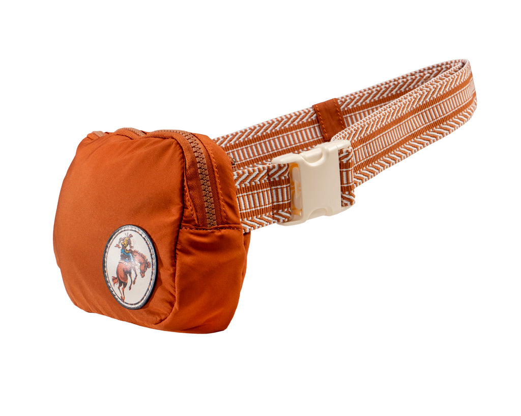 Cinch Women's Bucking Bronco Belt Bag