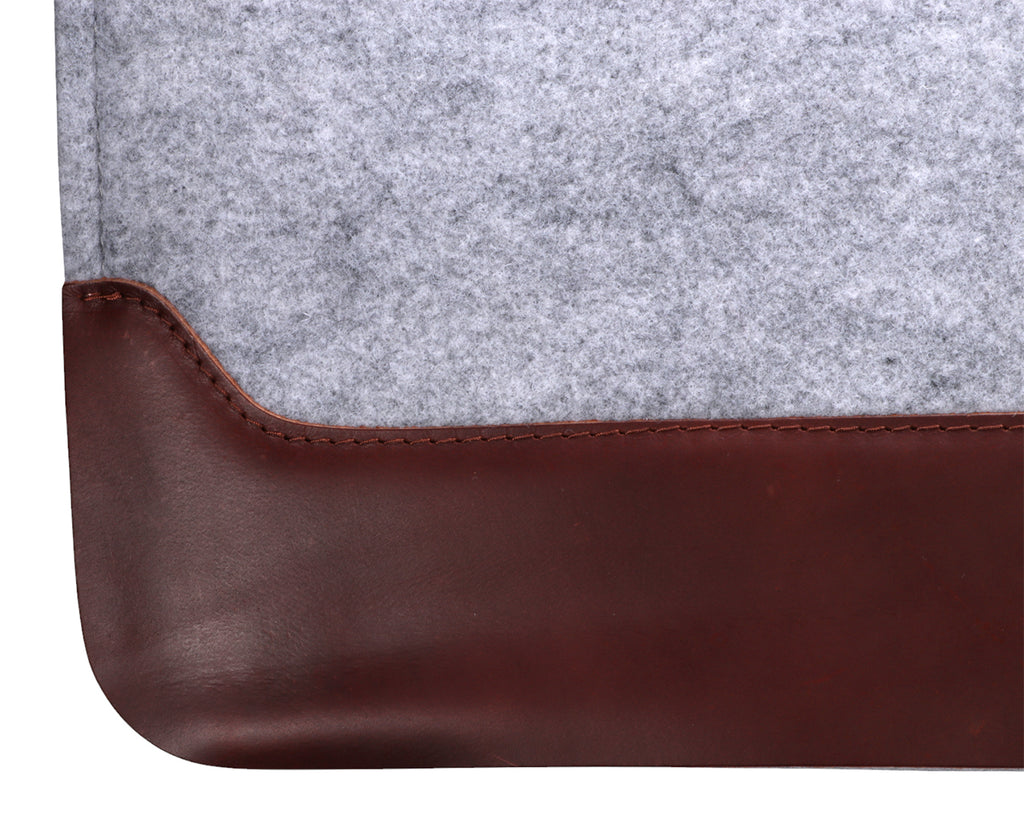 STC Superior Felt Saddle Pad - 32" x 30"