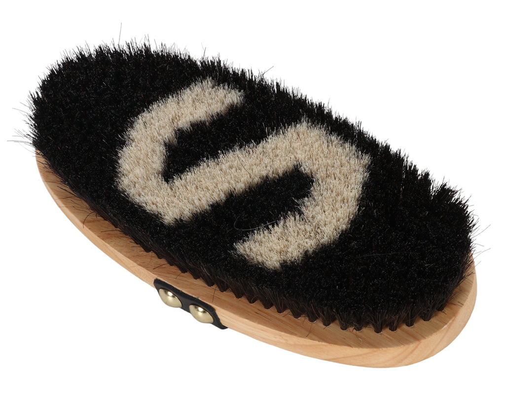 Showmaster Deluxe Horsehair Body Brush - a stylish and smooth brush that will leave your horse or pony gleaming in the show ring or paddock