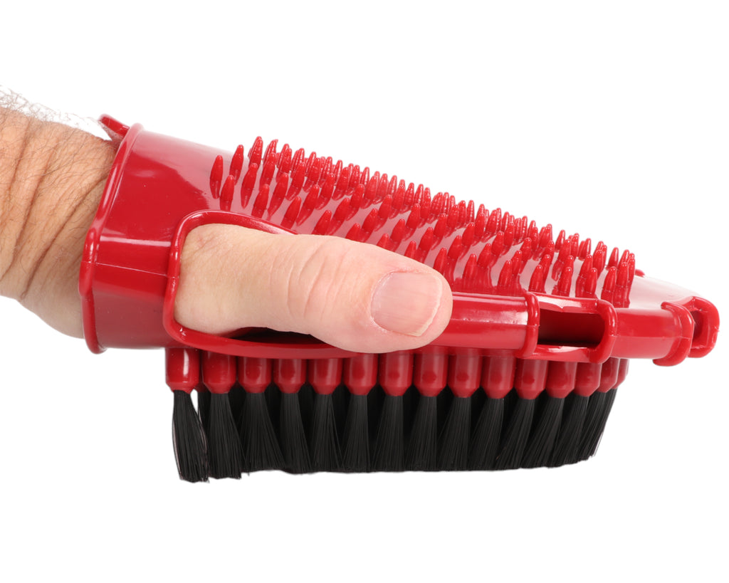 Showmaster Scrub and Groom Mitt Red, image of side view