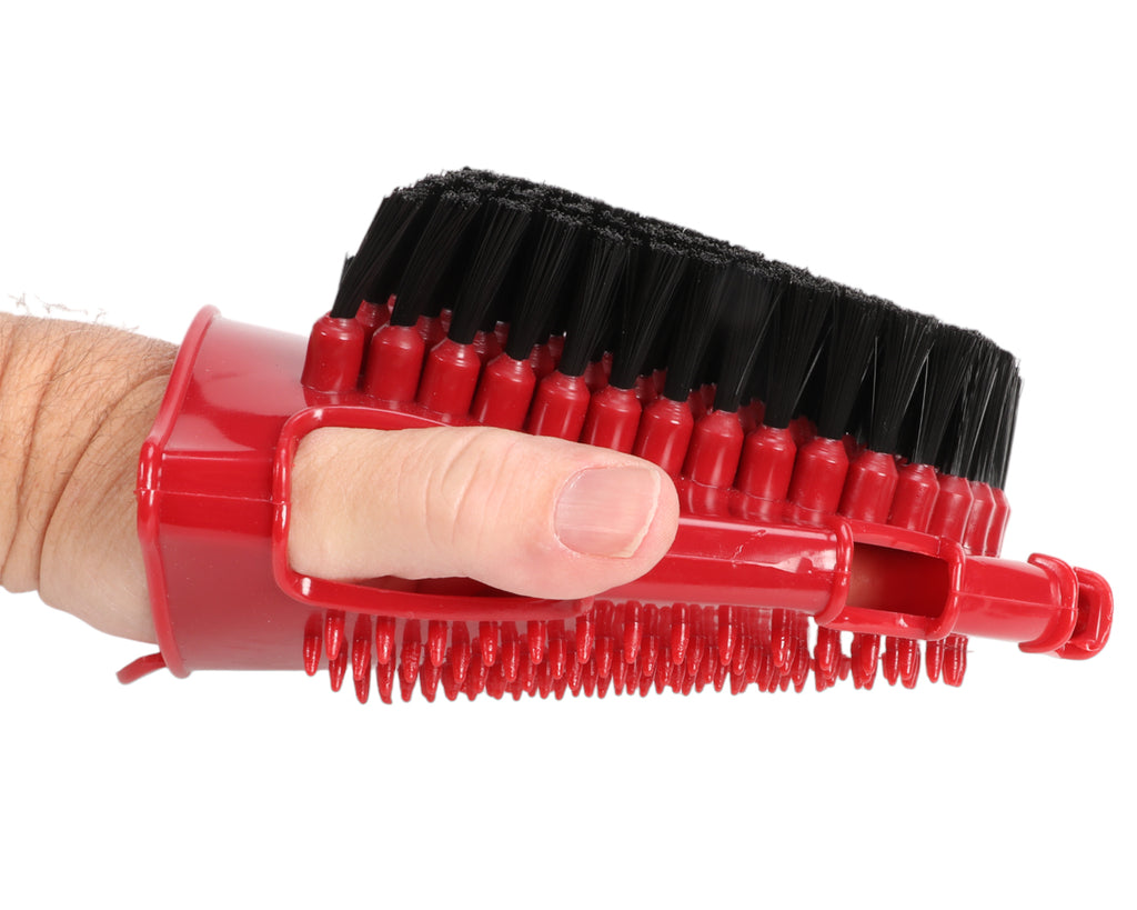 Showmaster Scrub and Groom Mitt Red