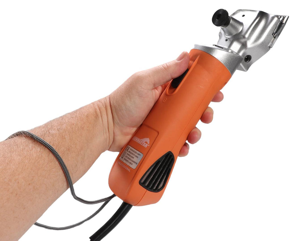 Showmaster Professional Large Animal Clipper