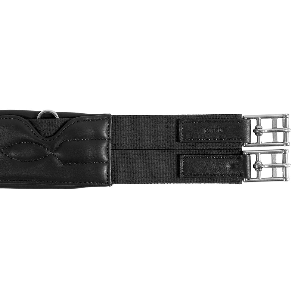  A close-up image of the Stud Guard Girth Comfort. It is made of soft padded leather with strong elastic ends. The girth features NDM cow sorting padding, leather with matching stitching, and 38mm heavy-duty elastic. It is designed for durability with top-quality leather and stainless steel buckles. The girth provides optimal protection and comfort for horses during jumping sessions. It has a center D ring for attaching breastplates and ensures a secure fit with its strong elastic ends. 