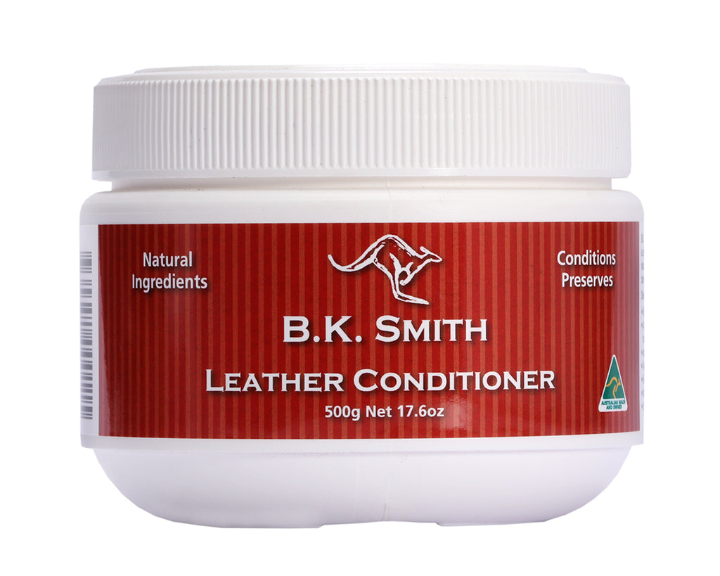 B.K.Smith Australian Leather Care creates a protective layer that limits the effects of weather, moisture, and bacteria while restoring the natural oils and resins of the leather, helping it stay soft and supple. Maintaining and preserving your leather horse tack