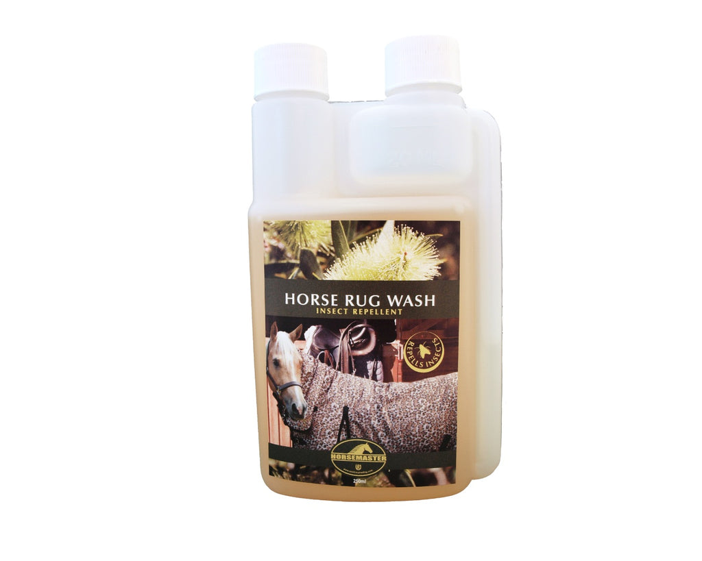 Horsemaster Rug Wash with Insect Repellent - Horse rug cleaning solution with effective insect protection for all types of rugs and blankets.