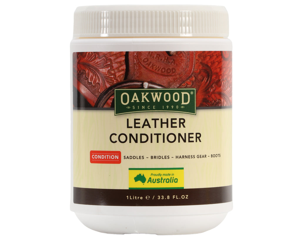 Oakwood Leather Conditioner 1L - provides intense rehydration of saddlery gear, while softening leather and repelling water and stains