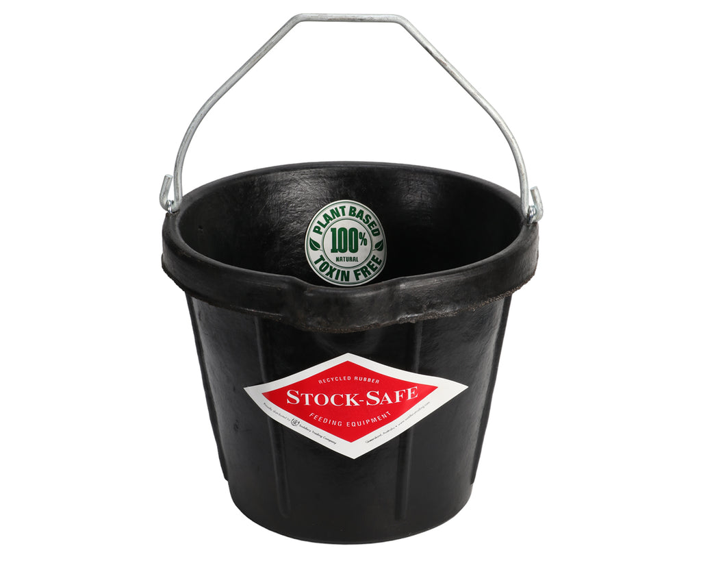 Stock-Safe Bucket w/Pouring Lip - 11 Litres
