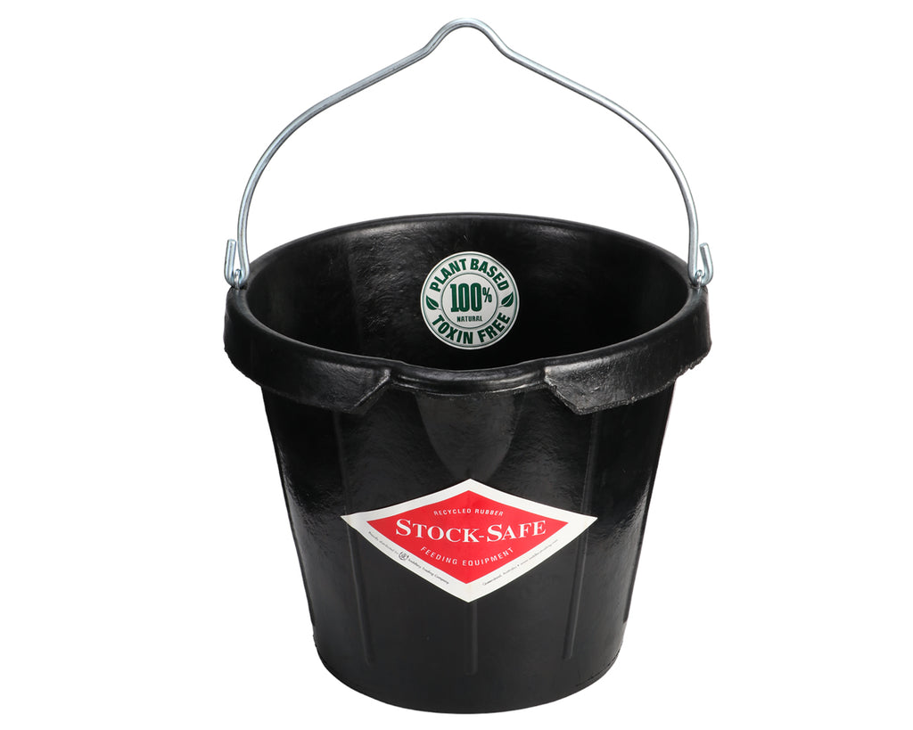 Stock-Safe Bucket w/Pouring Lip - 17 Litres