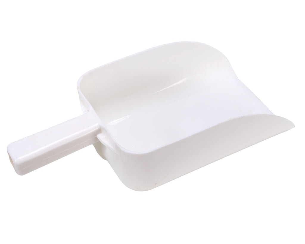 Large Plastic Feed Scoop in White with tapered edge for easy collection of feed