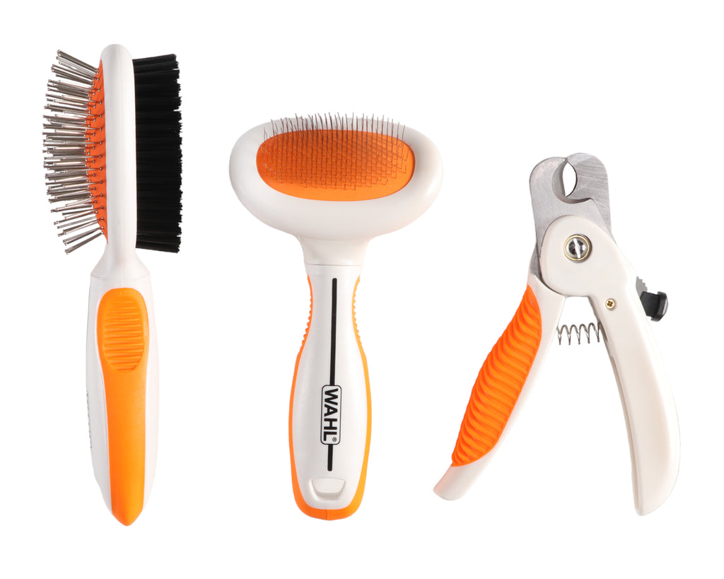 Wahl KM-2 Rotary Grooming Bundle for horses and ponies - showing brushes and nail clippers