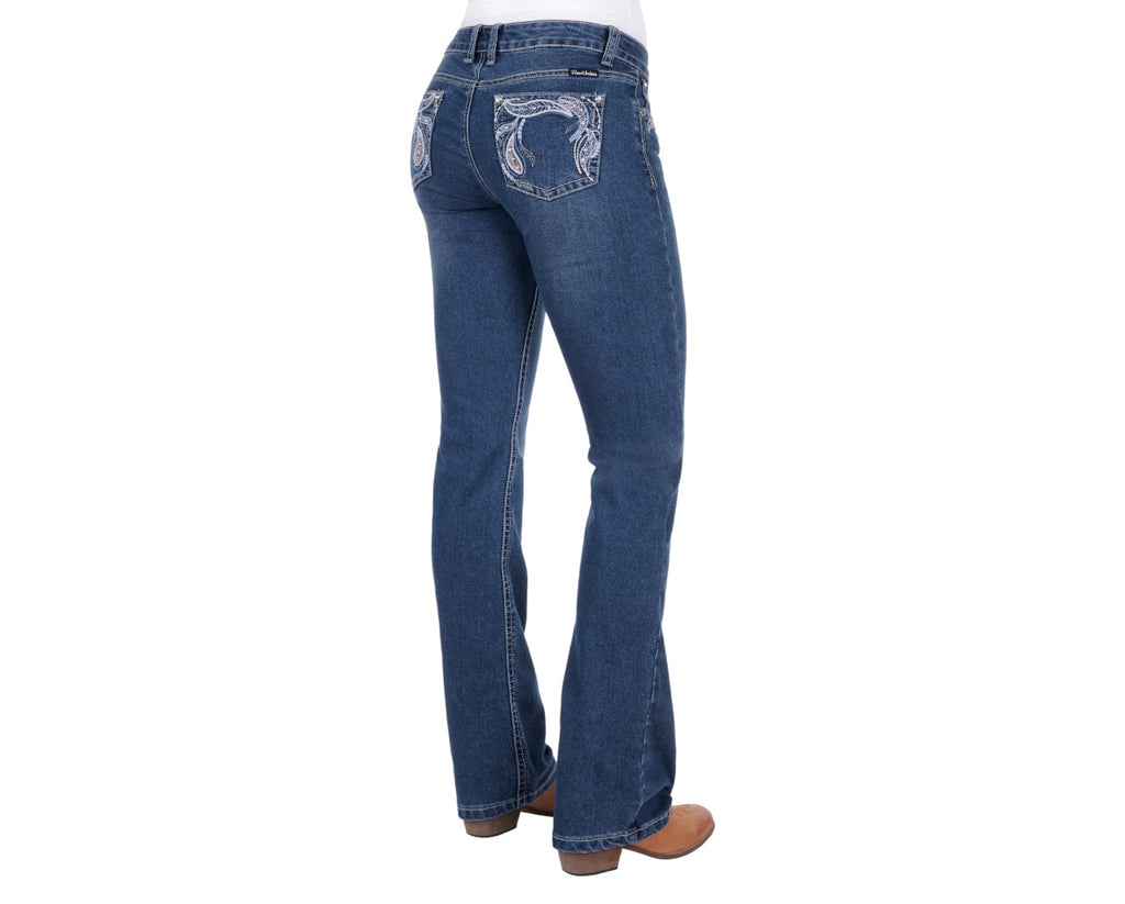 Pure Western Elora Boot Cut Jeans with 34" leg and made of 68% Cotton, 30% Polyester, 2% Elastane