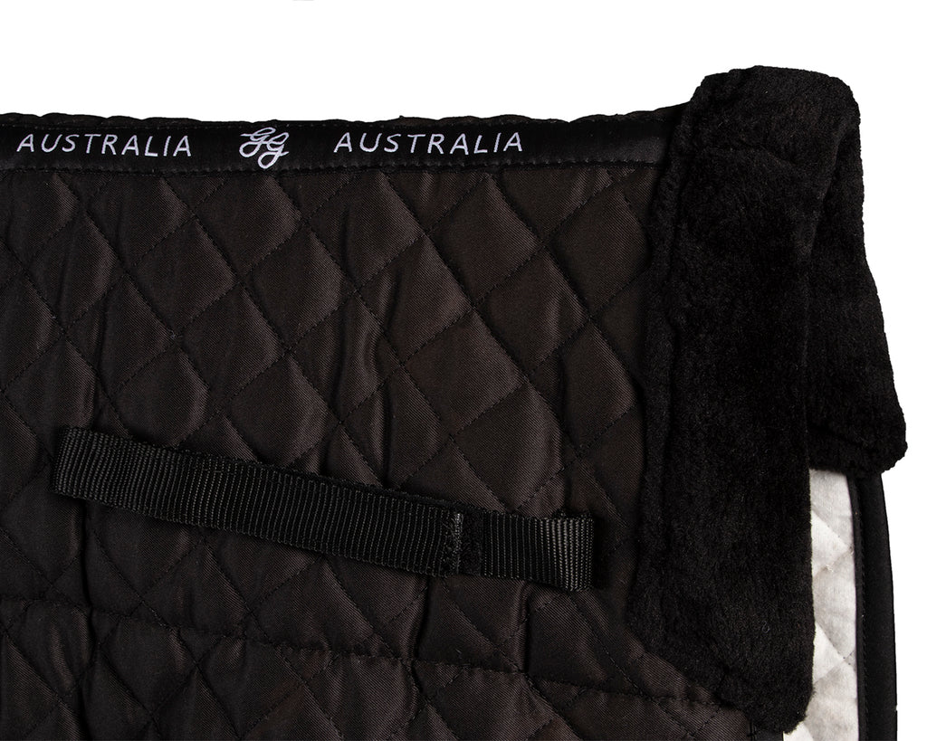 saddle pad lined with fleece for the ultimate comfort and support