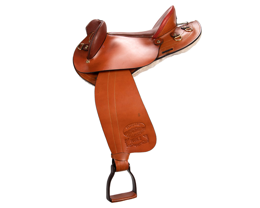  flinders swinging saddle with fleece padding to provide extra cushioning for the rider